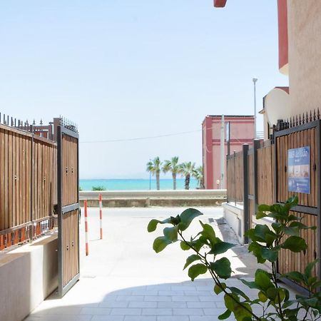 Guest House Del Lido Porto Empedocle Buitenkant foto