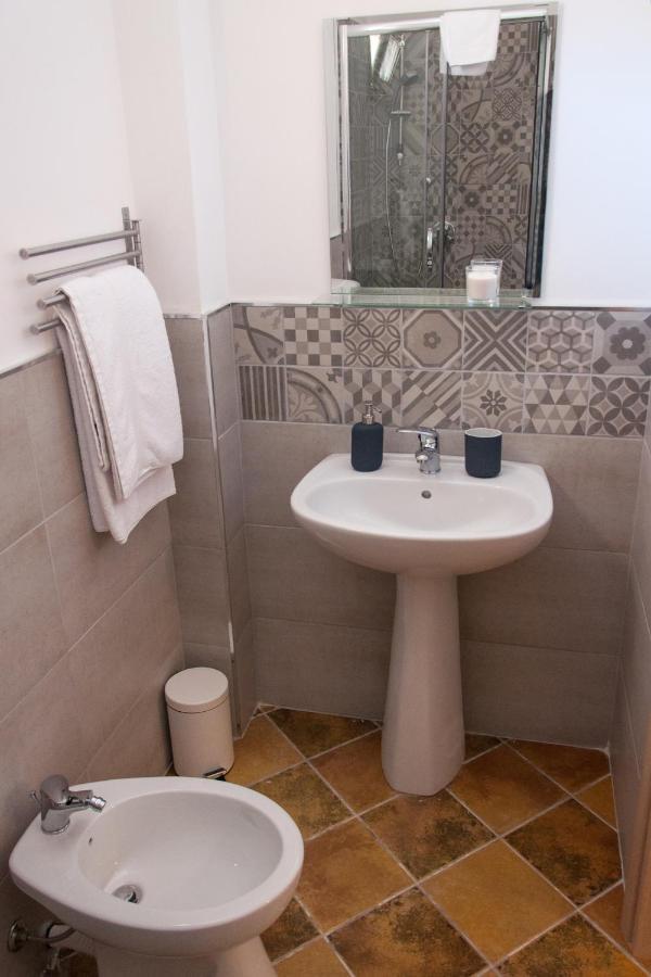 Guest House Del Lido Porto Empedocle Buitenkant foto